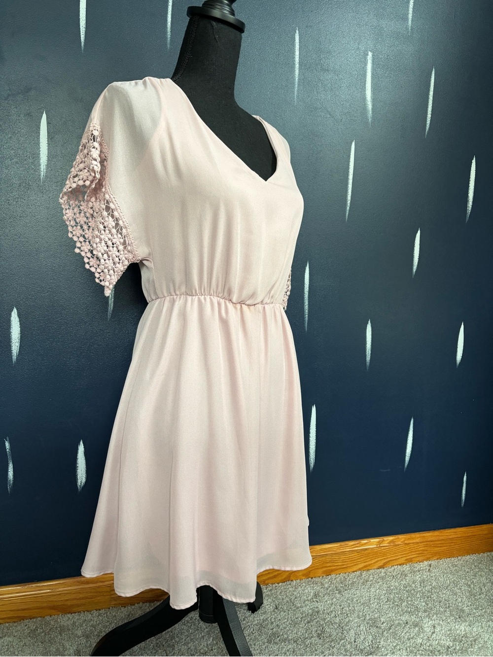 Altar’d State Soft Blush Pink V-Neck Dress with Crochet Lace Sleeves – Size XS